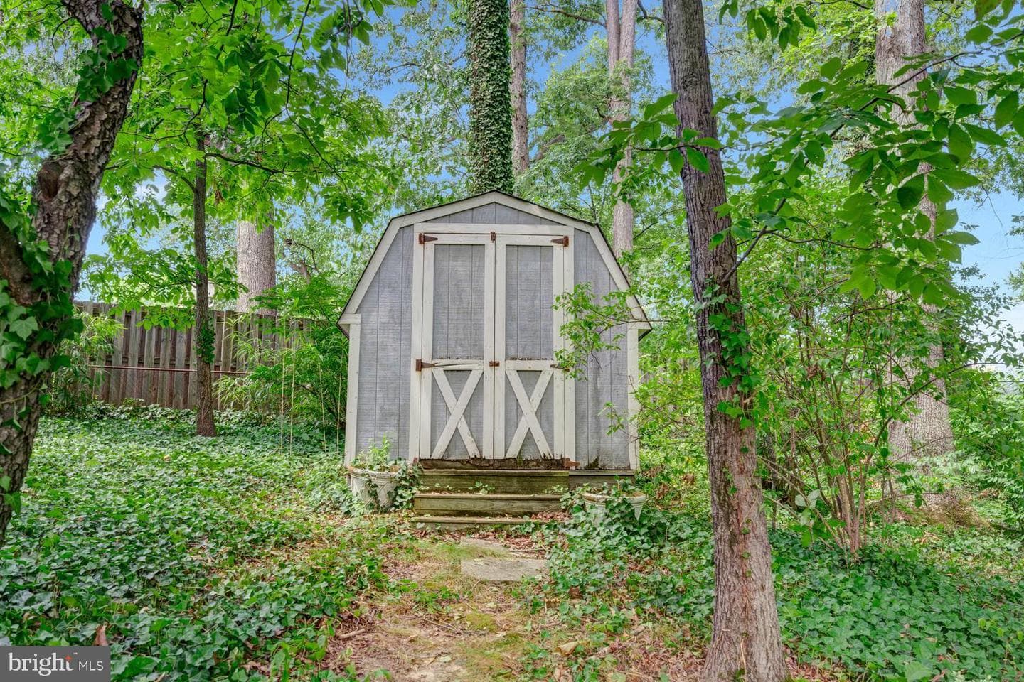 8704 Greystone Place photo 38
