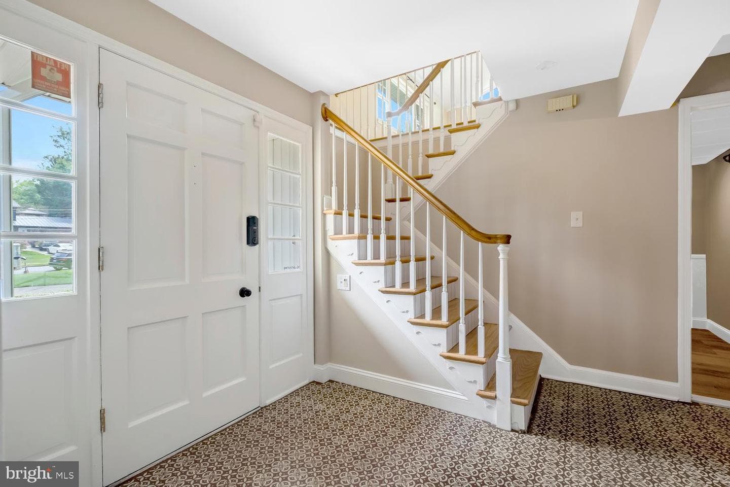 8704 Greystone Place photo 4