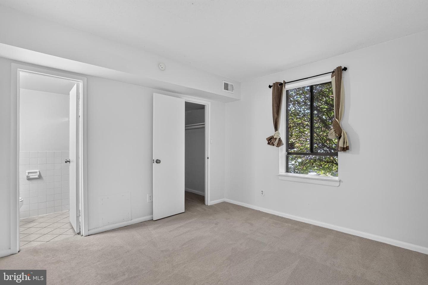 2200 Castle Rock Square #2b photo 11