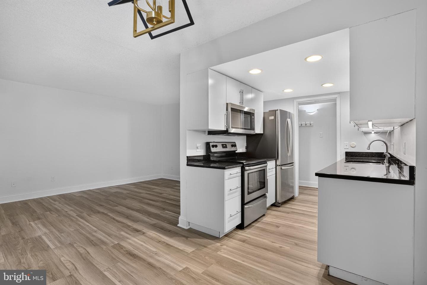 2200 Castle Rock Square #2b photo 7