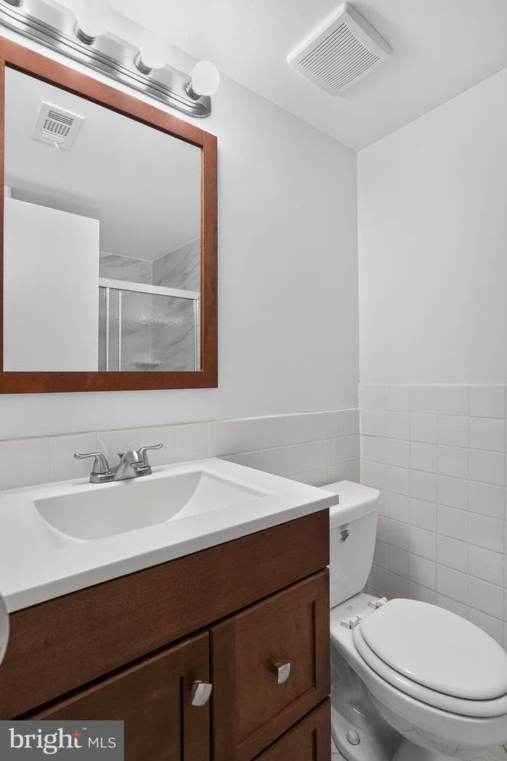 2200 Castle Rock Square #2b photo 9