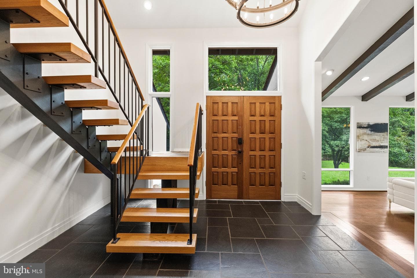10216 Eisenhower Lane, Great Falls