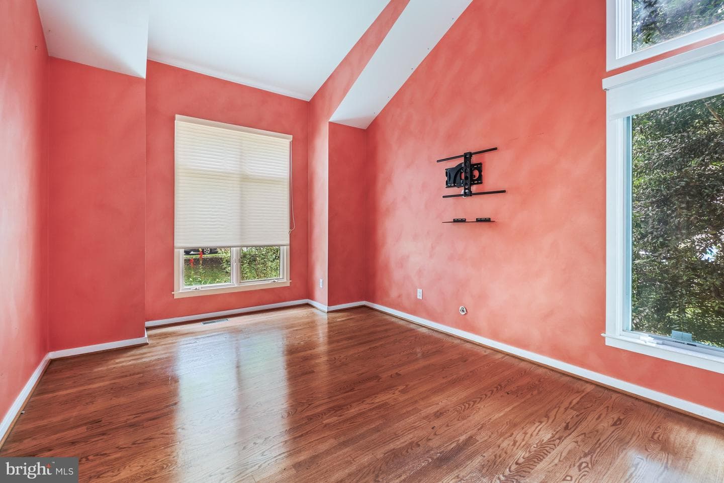 1104 Water Pointe Lane photo 5