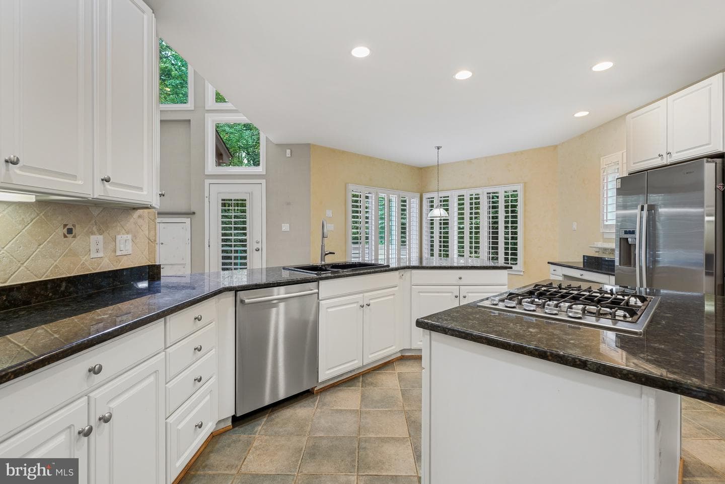 1104 Water Pointe Lane photo 9