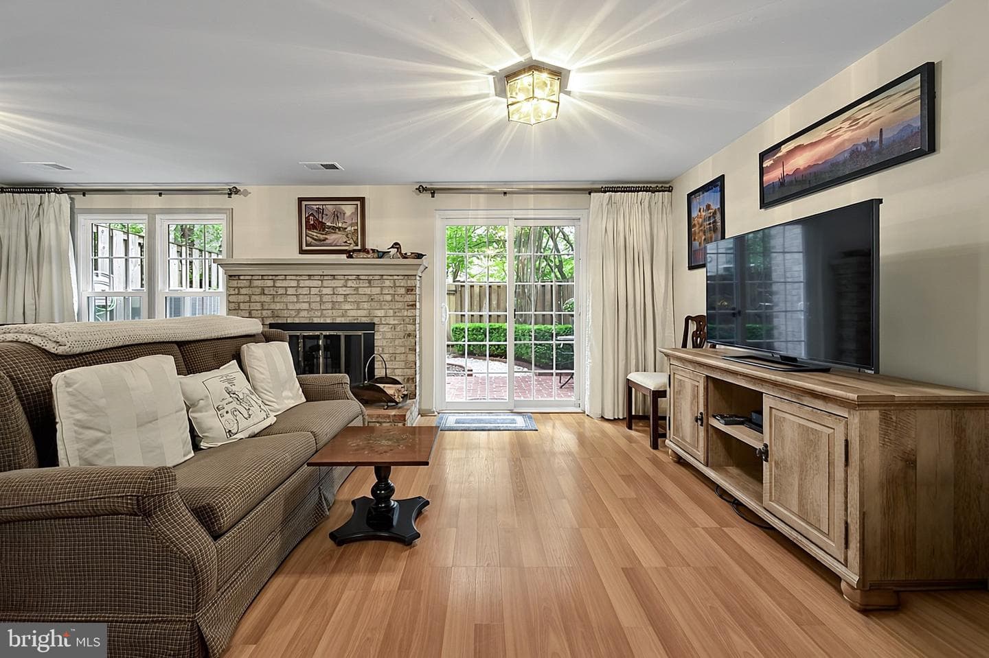 8218 Cedar Landing Court photo 34