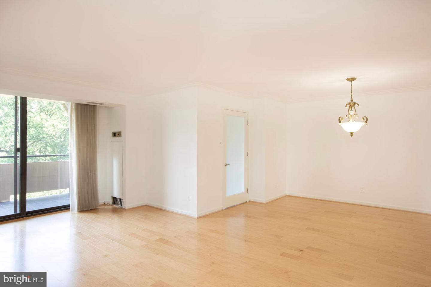 1800 Old Meadow Road #813, Mclean