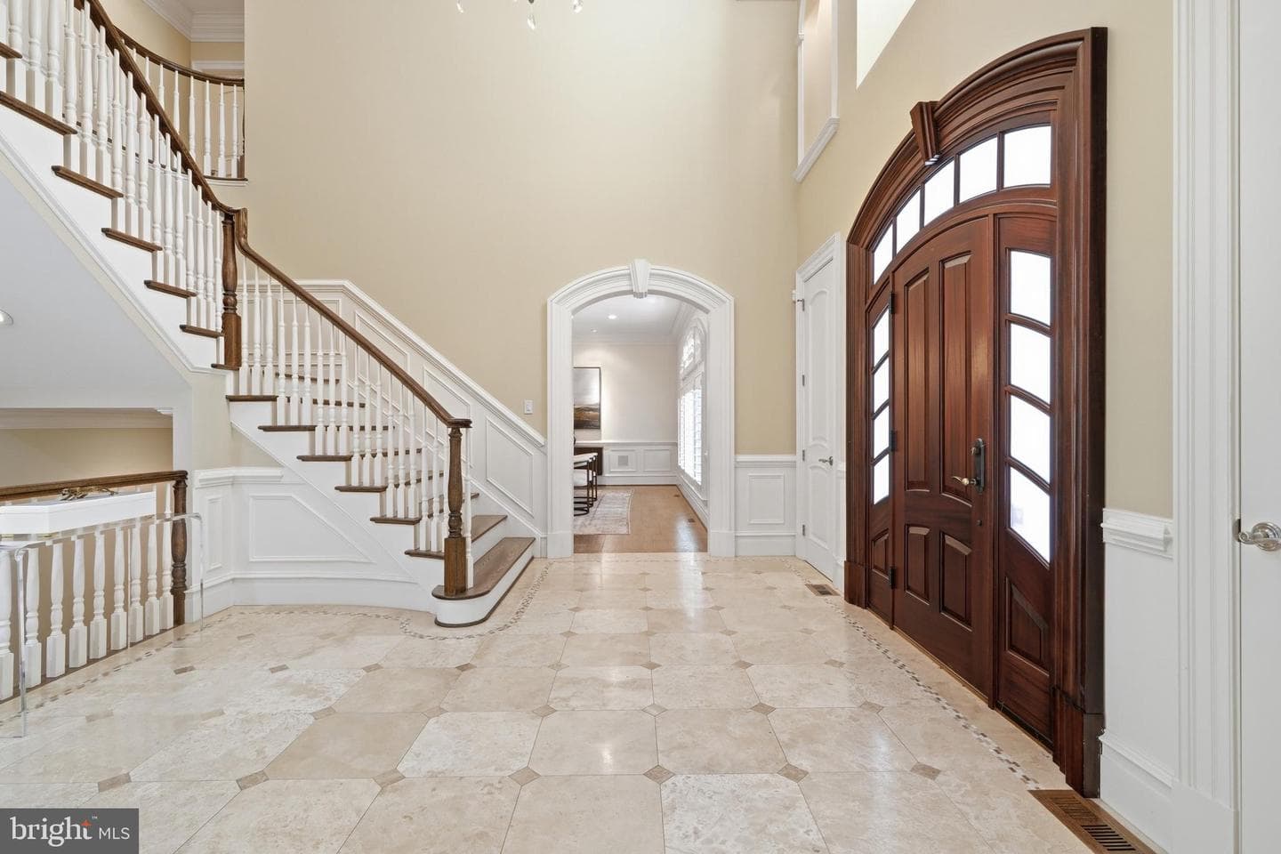 1239 Daleview Drive photo 6