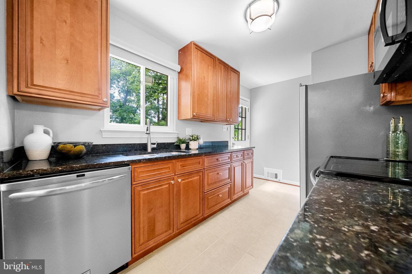 7407 Marc Drive photo 17