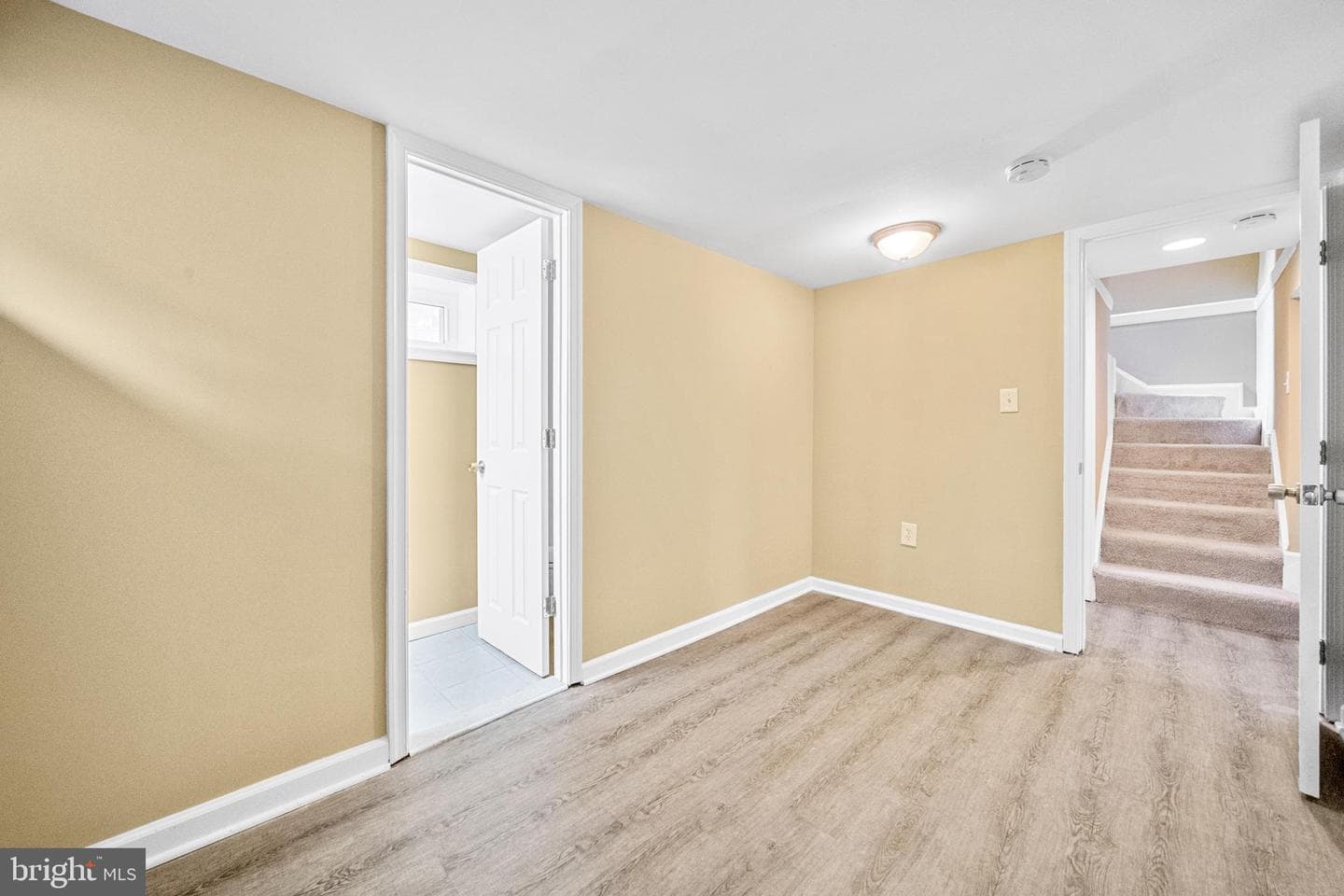7407 Marc Drive photo 32
