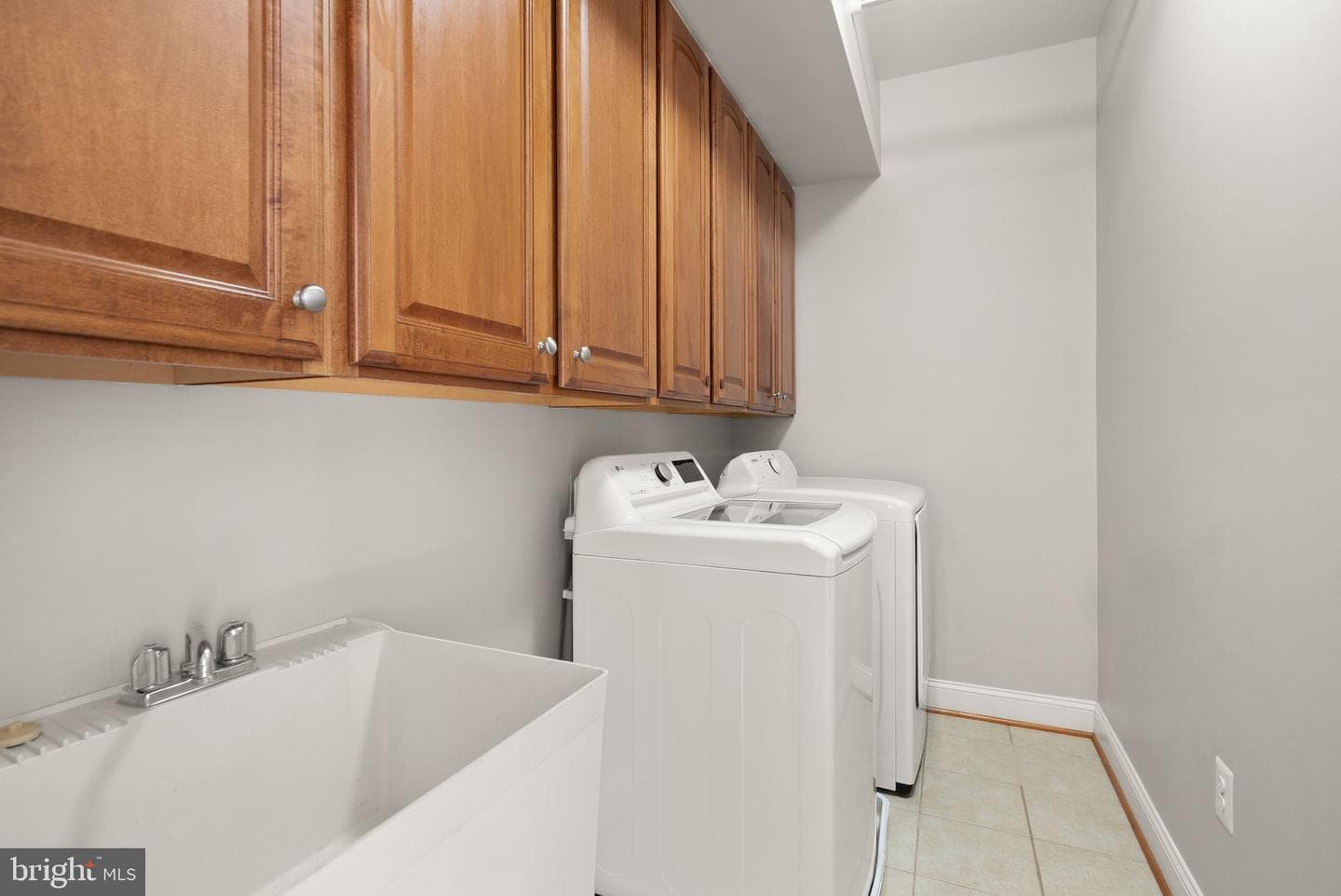 4370 Patriot Park Court photo 45