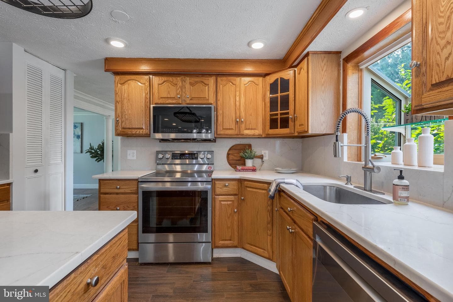 12306 Streamvale Circle photo 16
