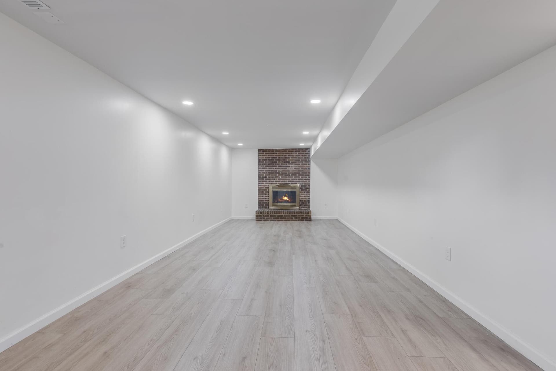 12306 Streamvale Circle photo 31
