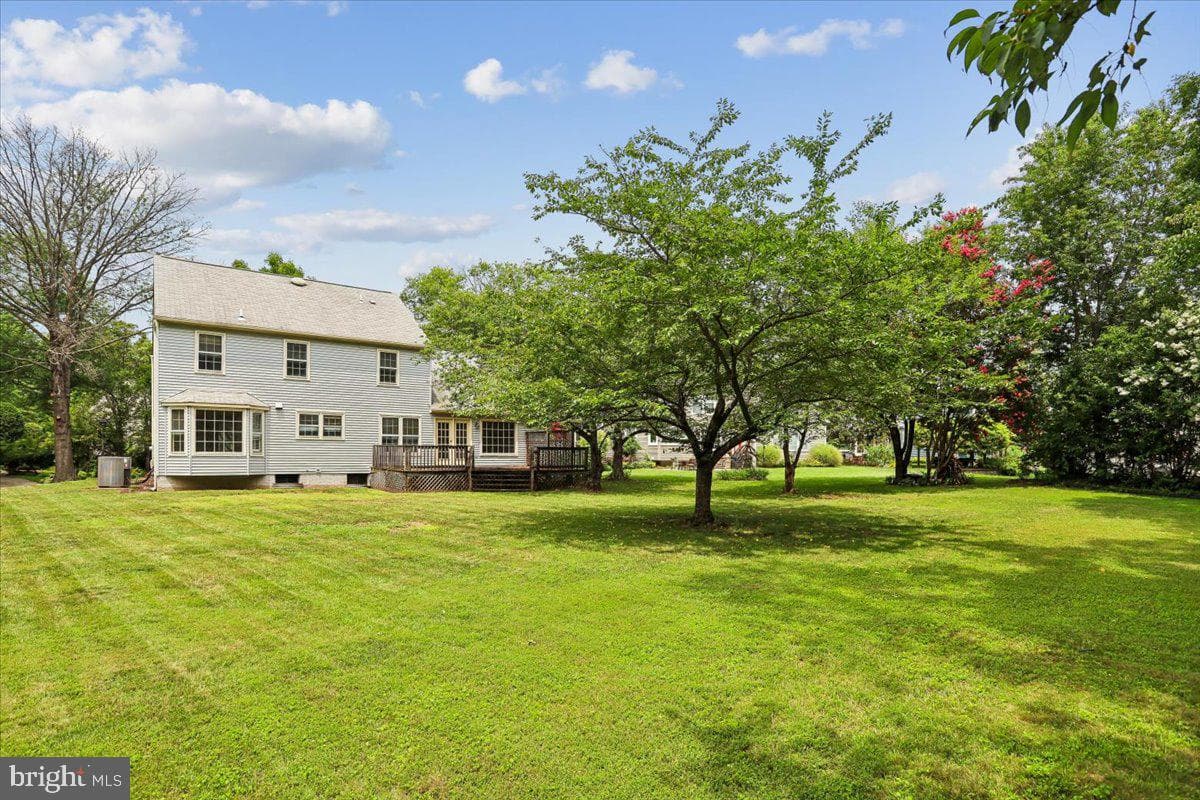 3231 Nestlewood Drive photo 4