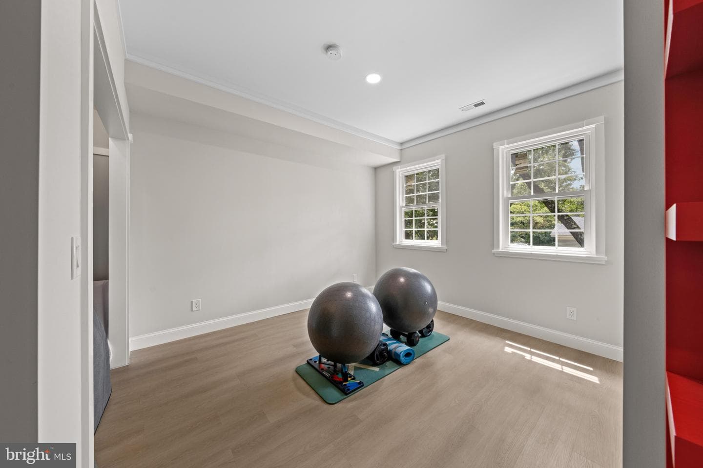 6467 Third Street photo 11