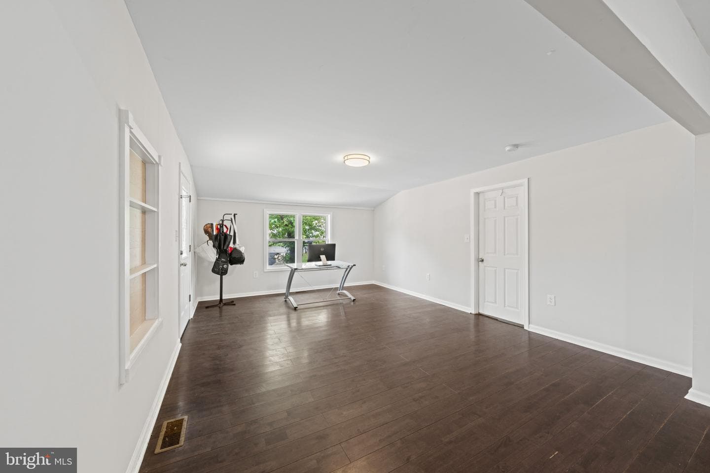 6467 Third Street photo 14