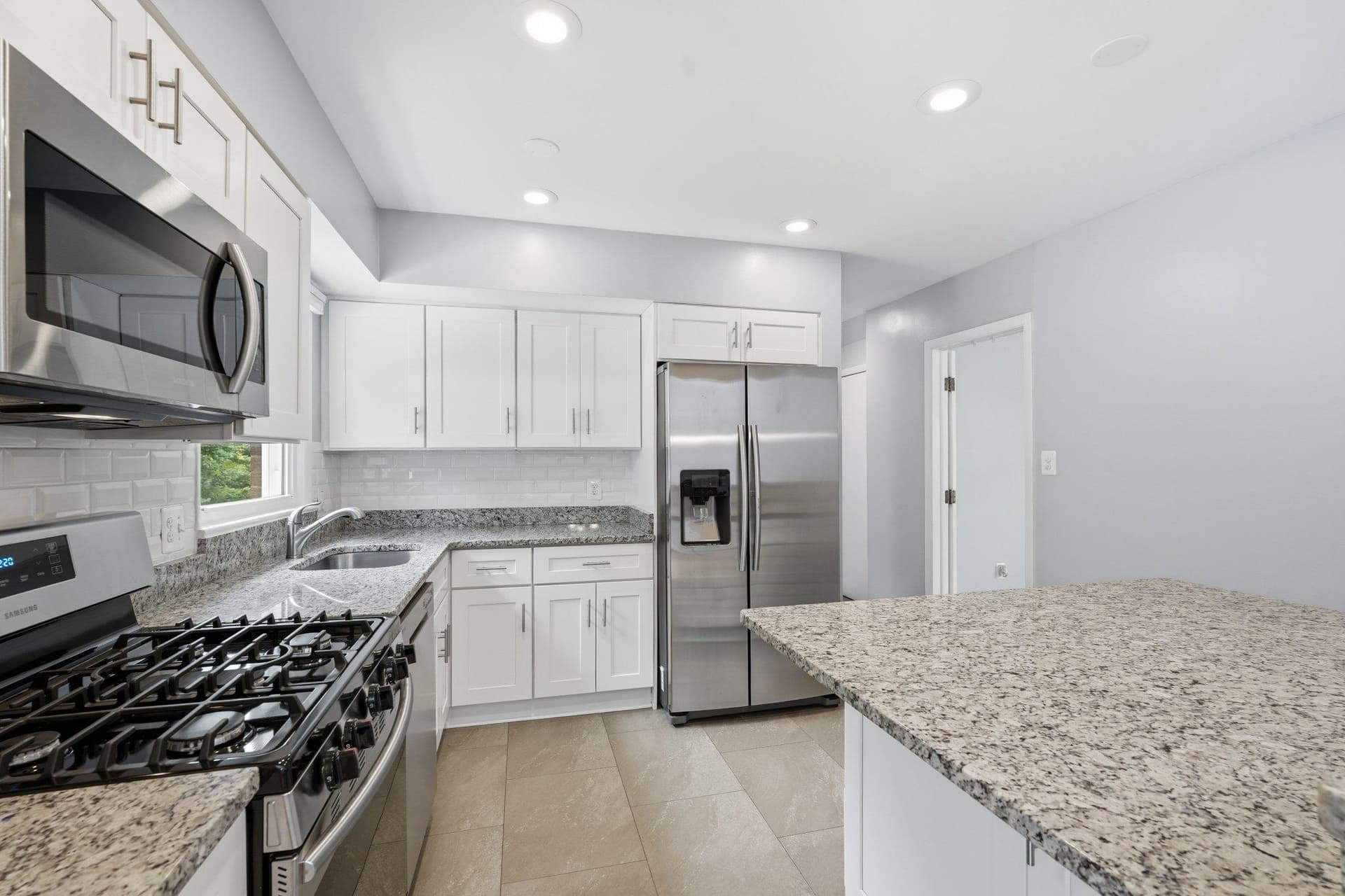 8543 Mount Vernon Highway photo 8