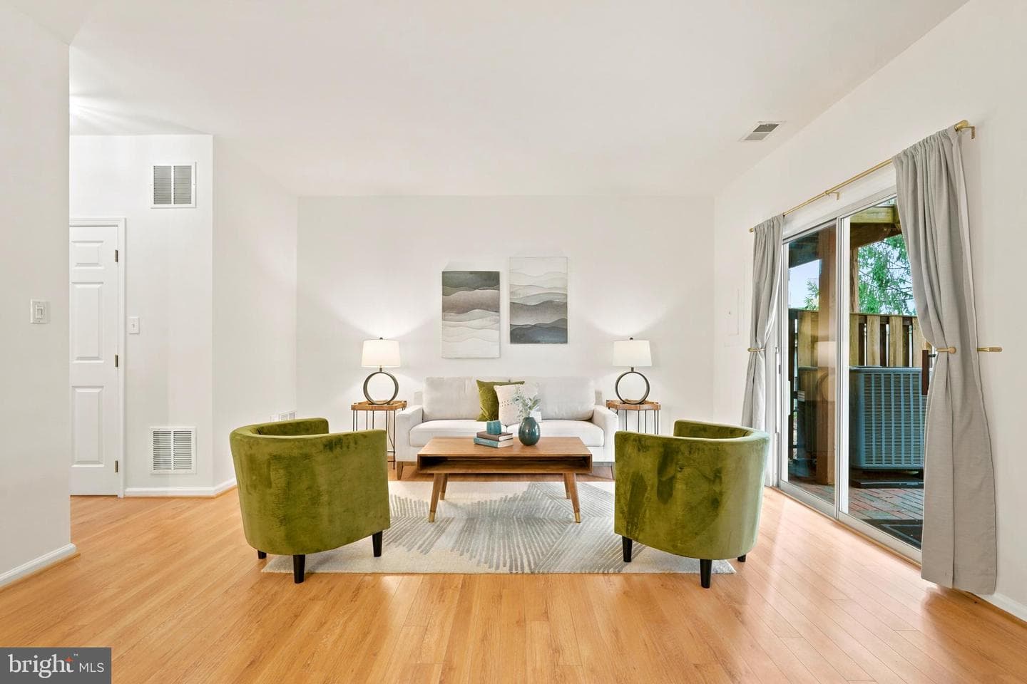 14679 Seasons Drive photo 40