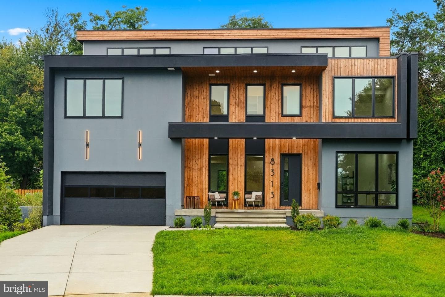 8313 Syracuse Circle, Vienna
