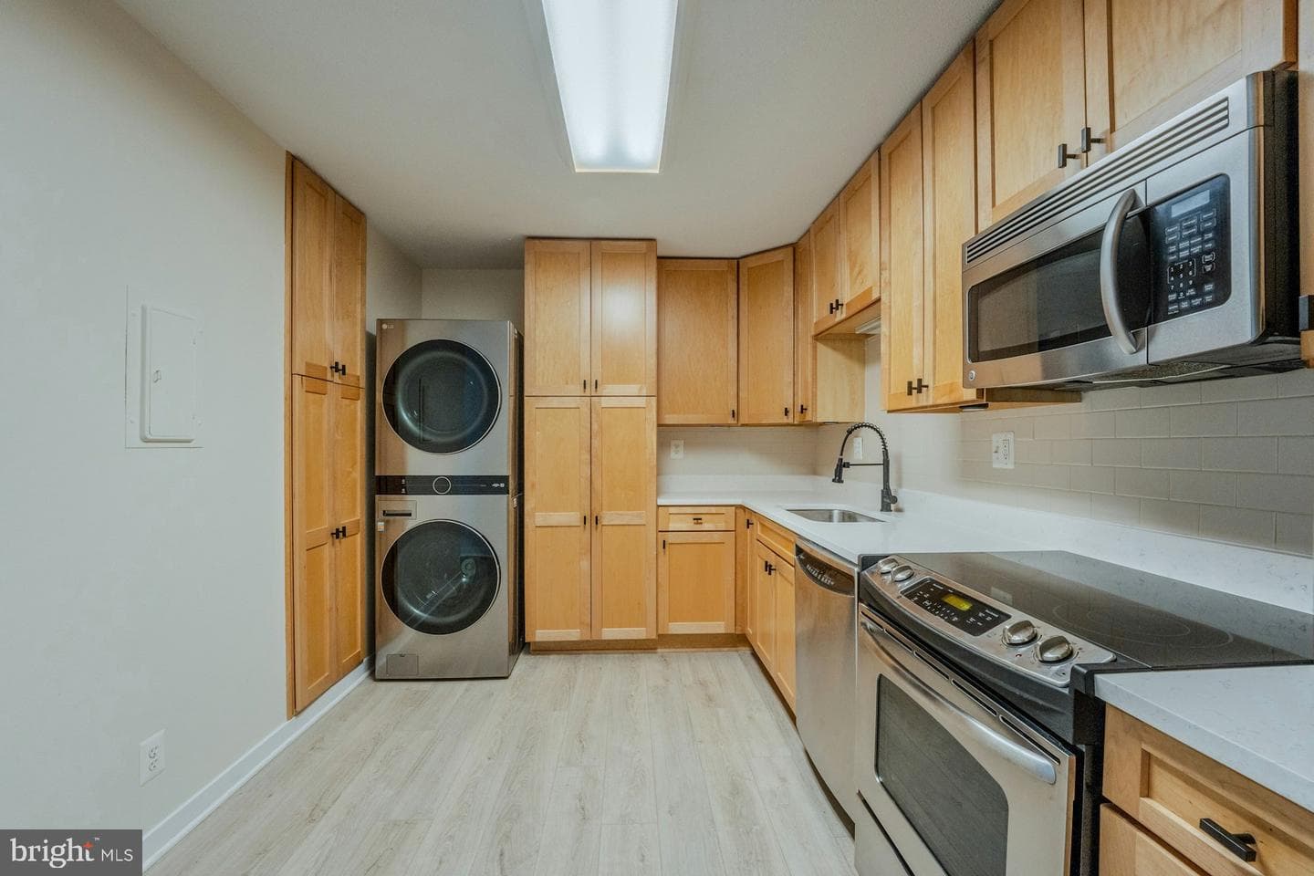 8340 Greensboro Drive #225 photo 17