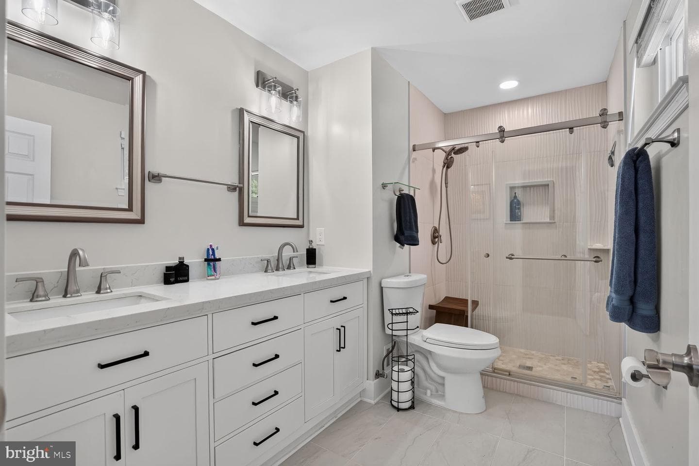 5010 Gainsborough Drive photo 12
