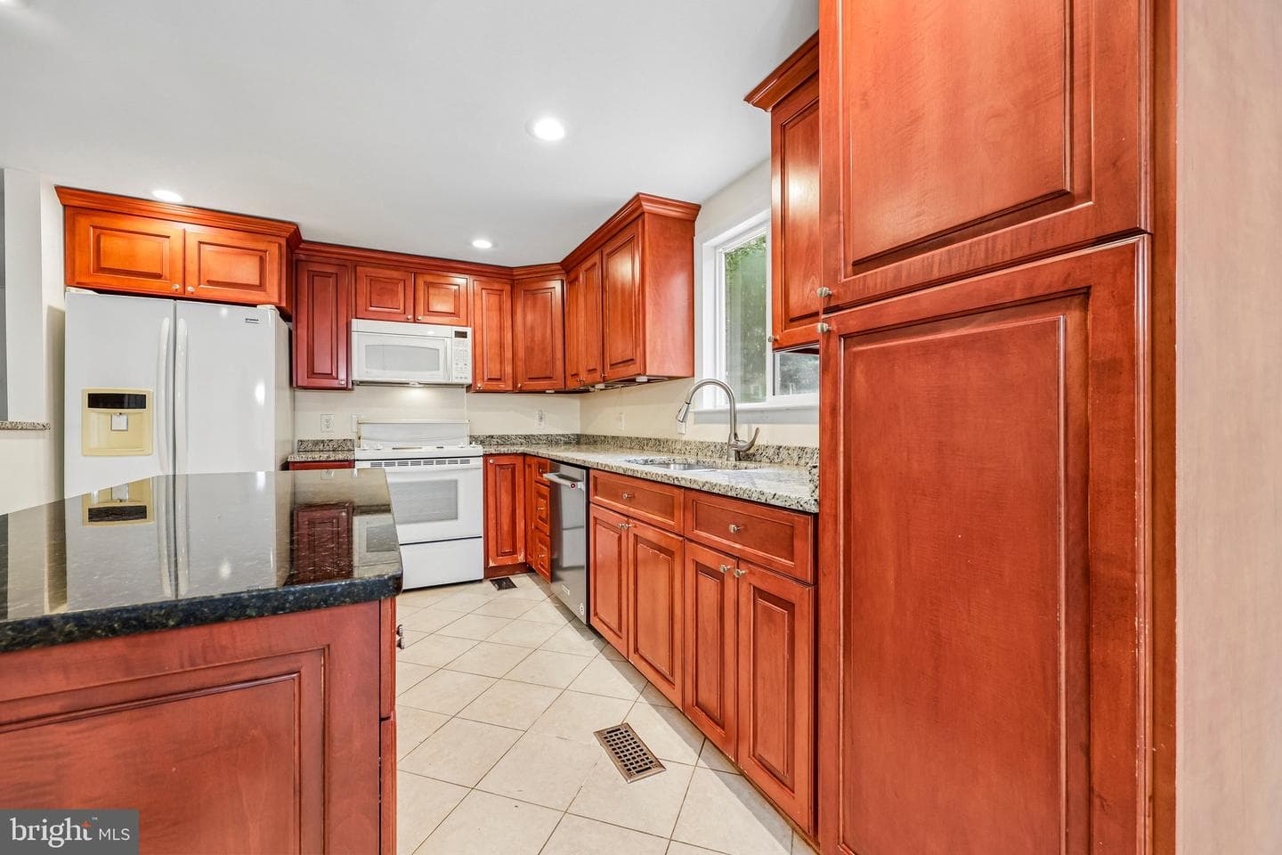 12821 Kettering Drive photo 10