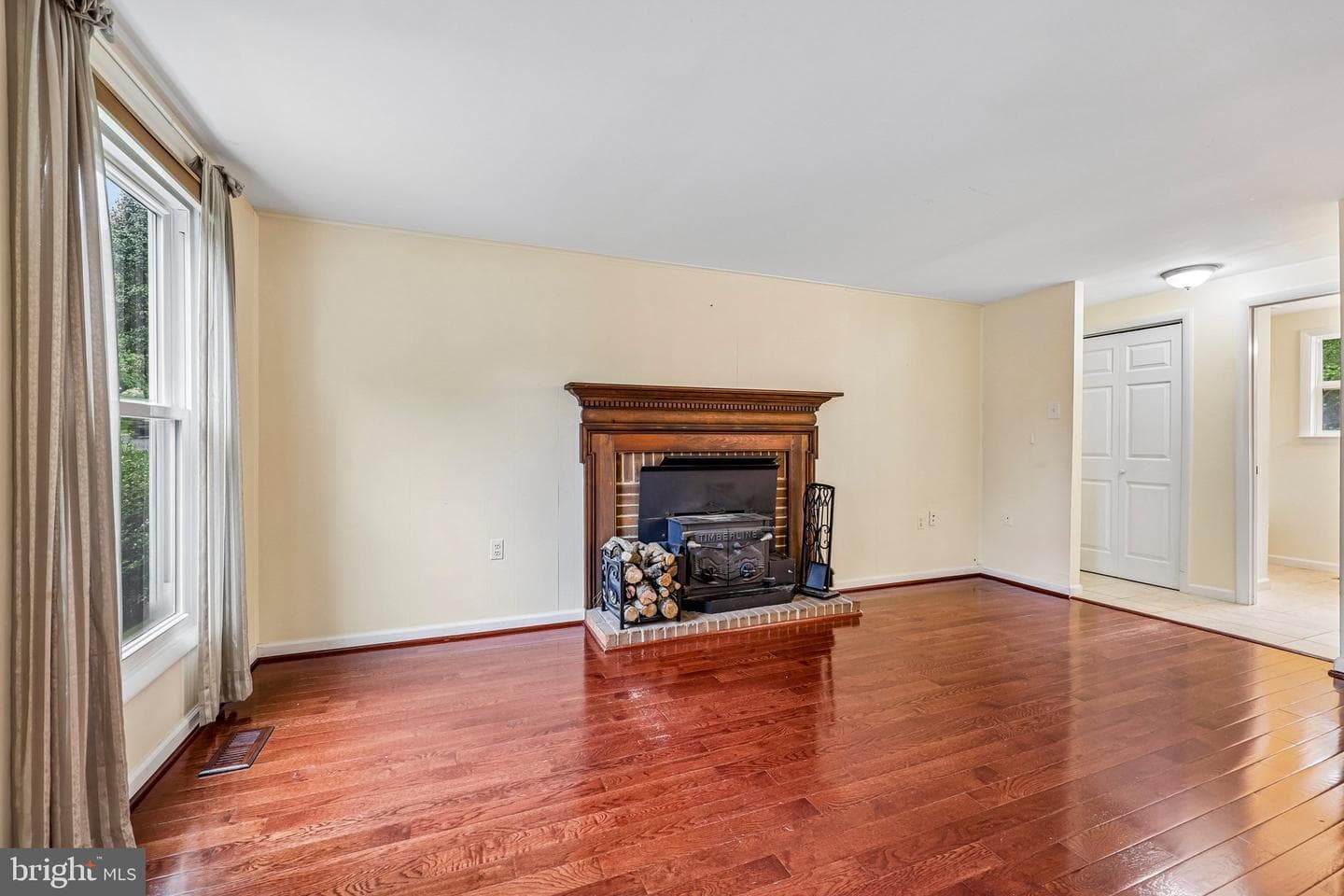12821 Kettering Drive photo 3
