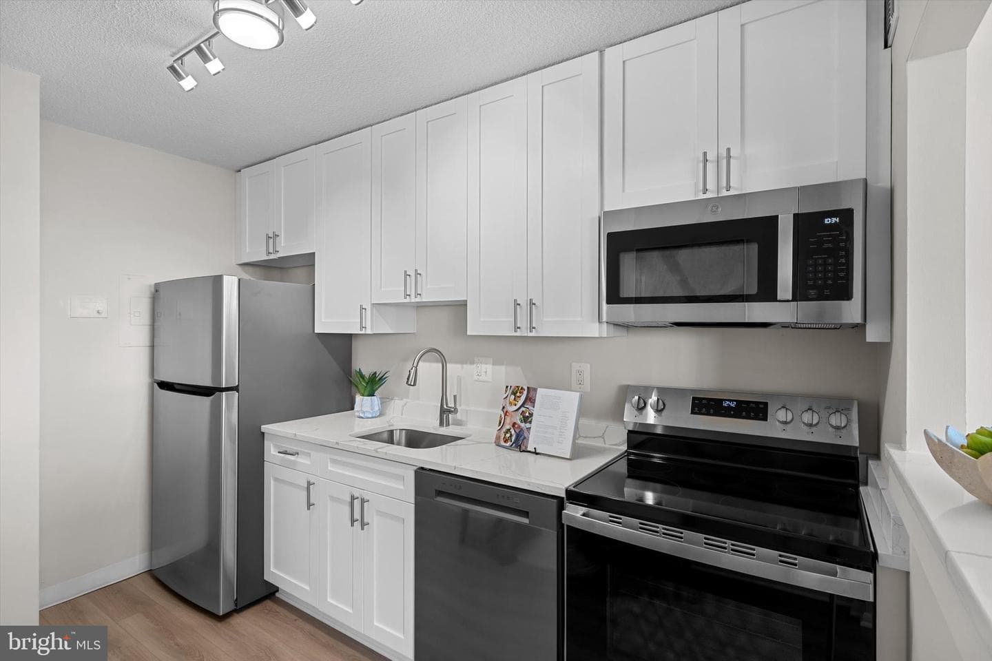 2059 Huntington Avenue #1414 photo 11