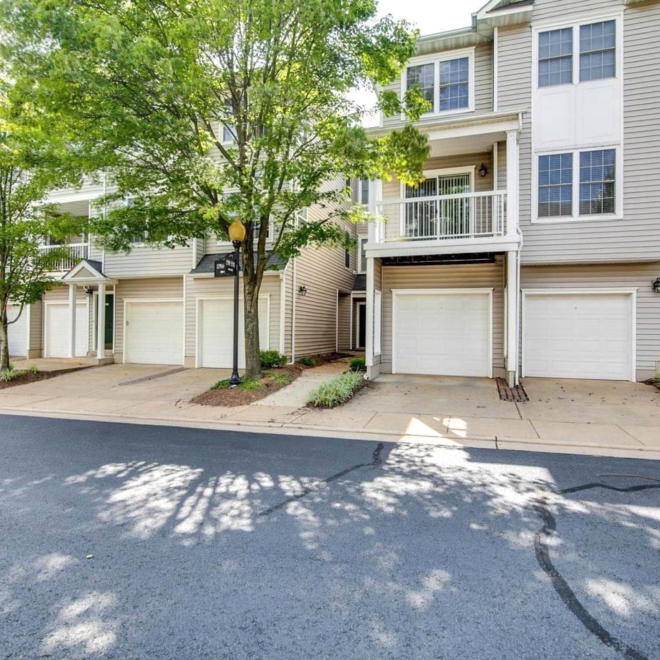 12908 Fair Briar Lane photo 1