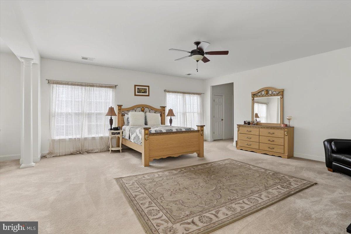 8906 Laurel Overlook Drive photo 28
