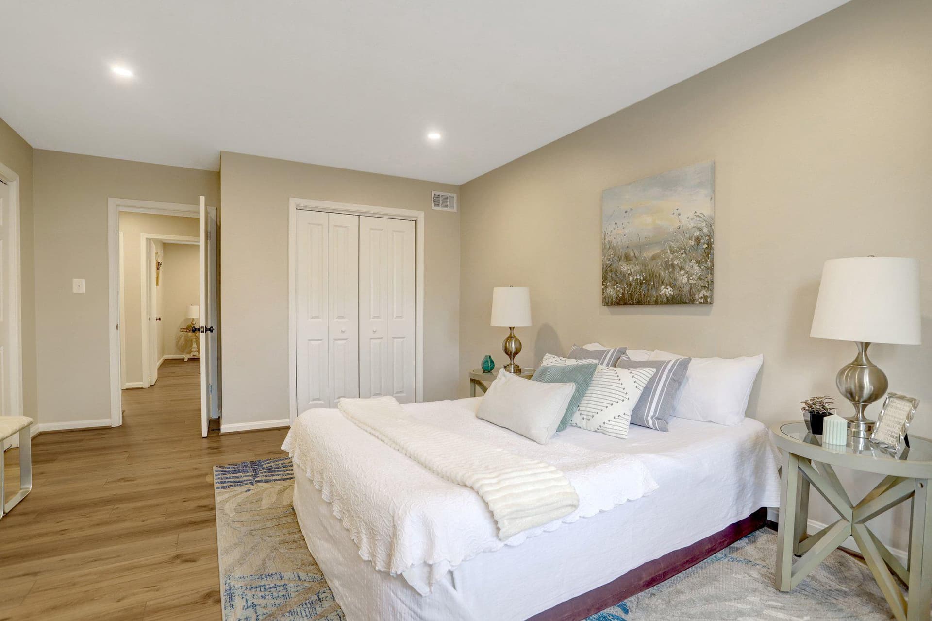 6607 Midhill Place photo 22