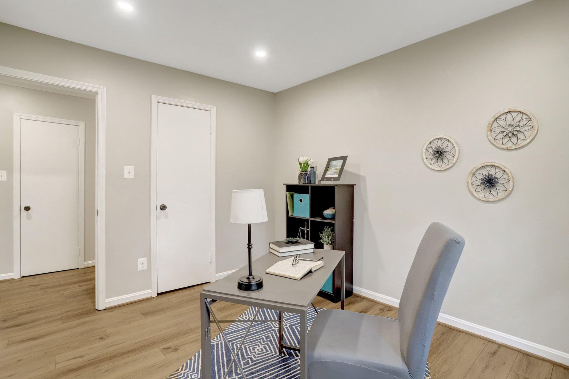 6607 Midhill Place photo 29