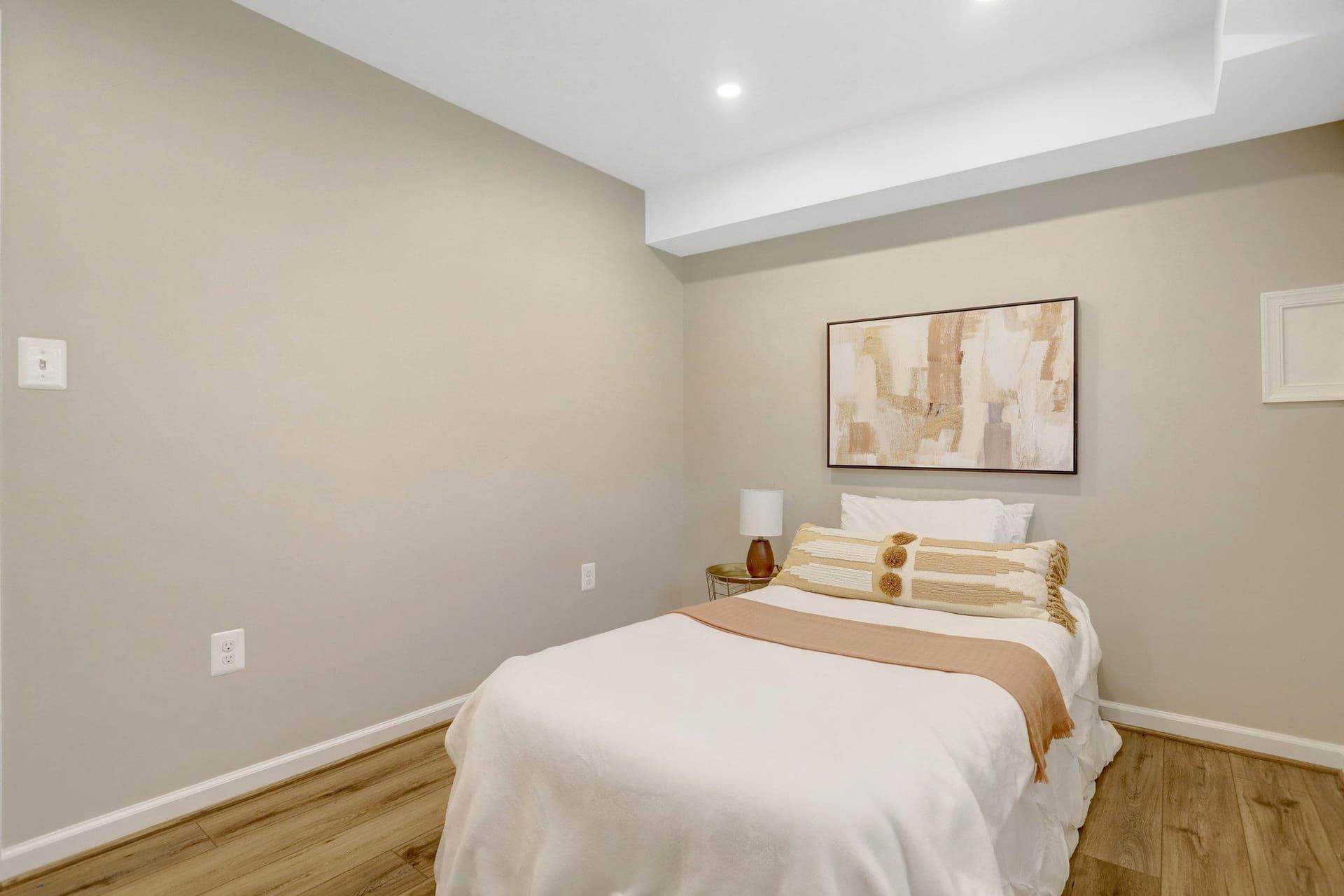 6607 Midhill Place photo 37