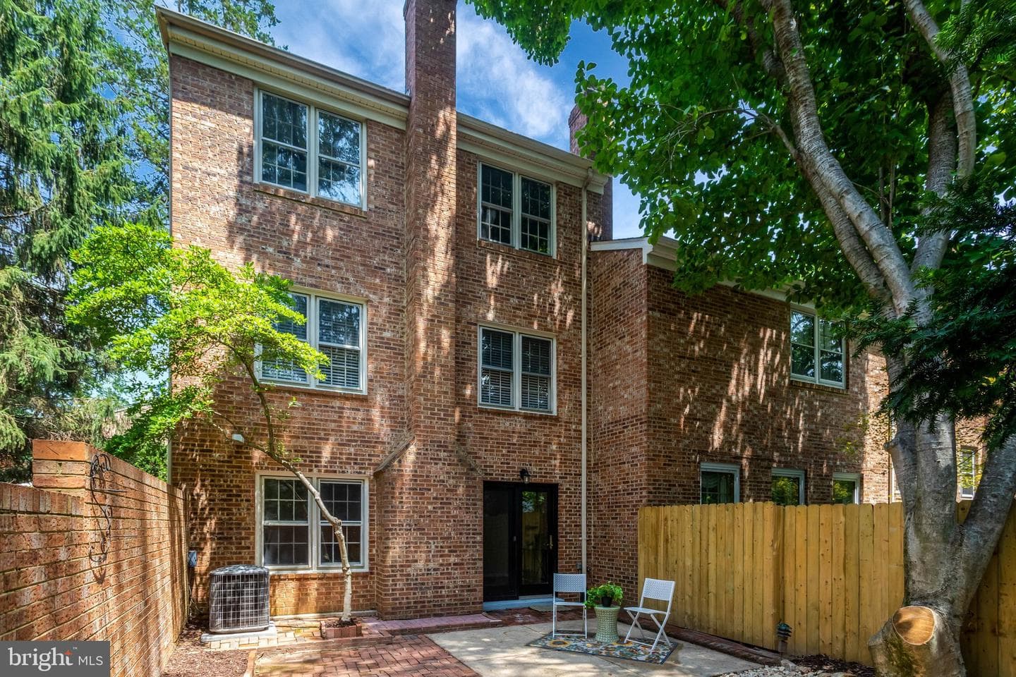 6607 Midhill Place photo 40
