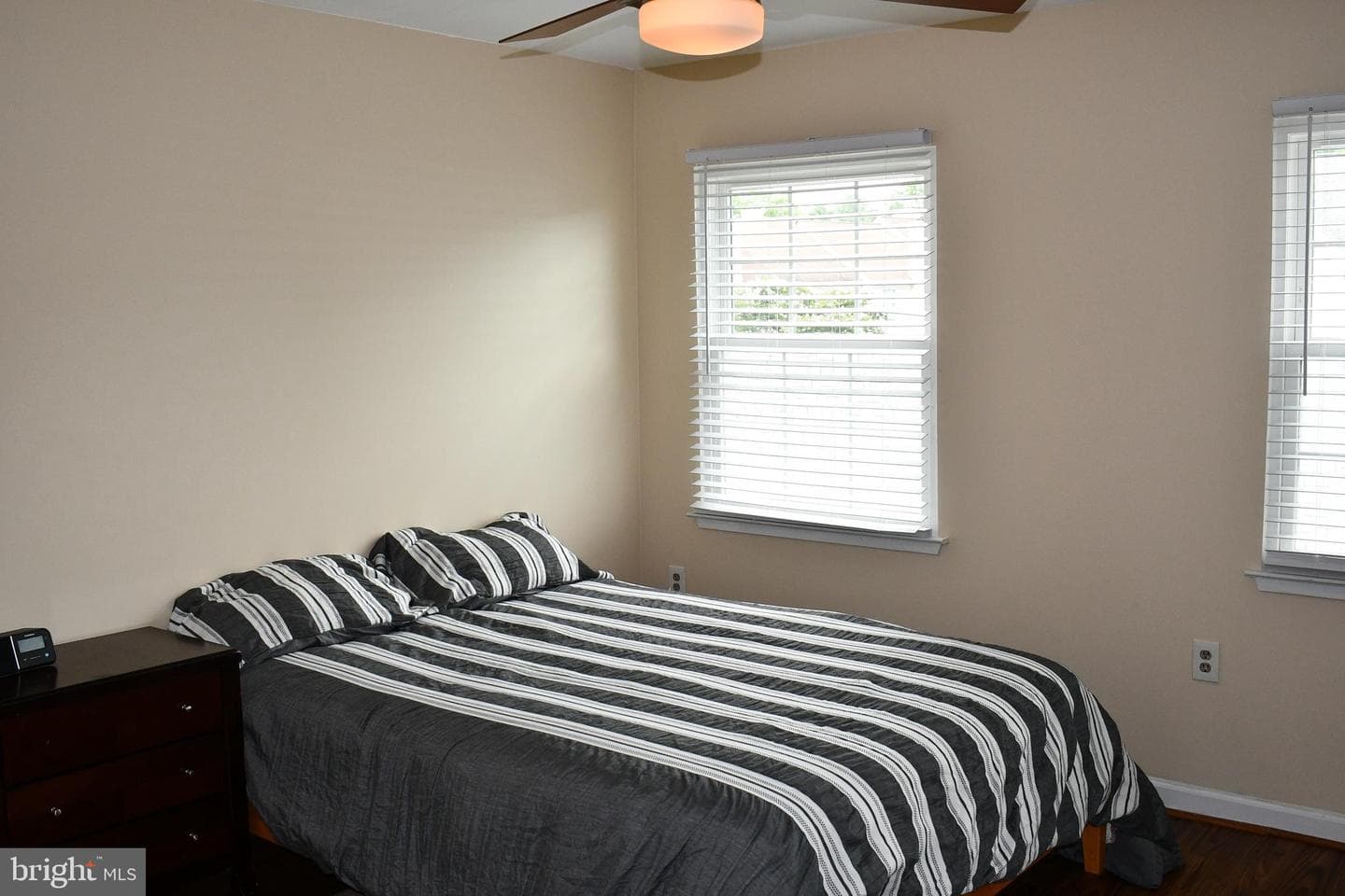 8650 Venoy Court photo 13