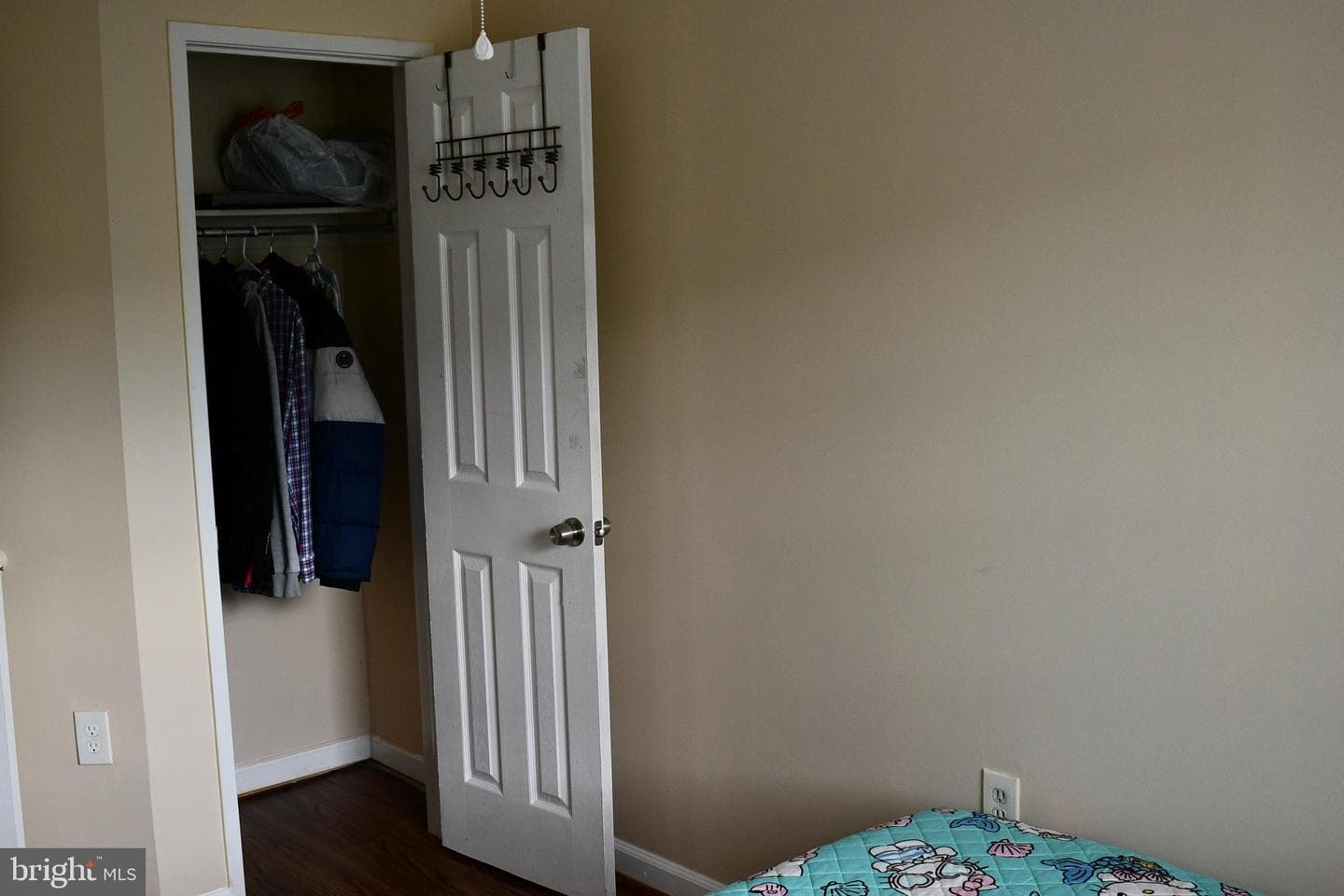 8650 Venoy Court photo 21