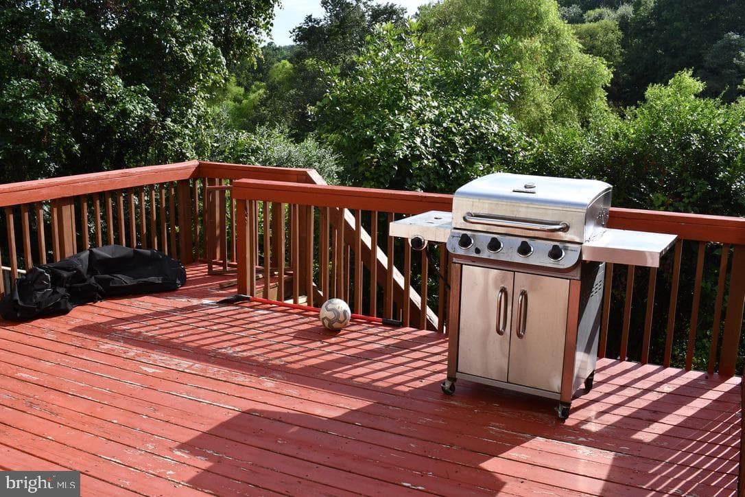 8650 Venoy Court photo 32