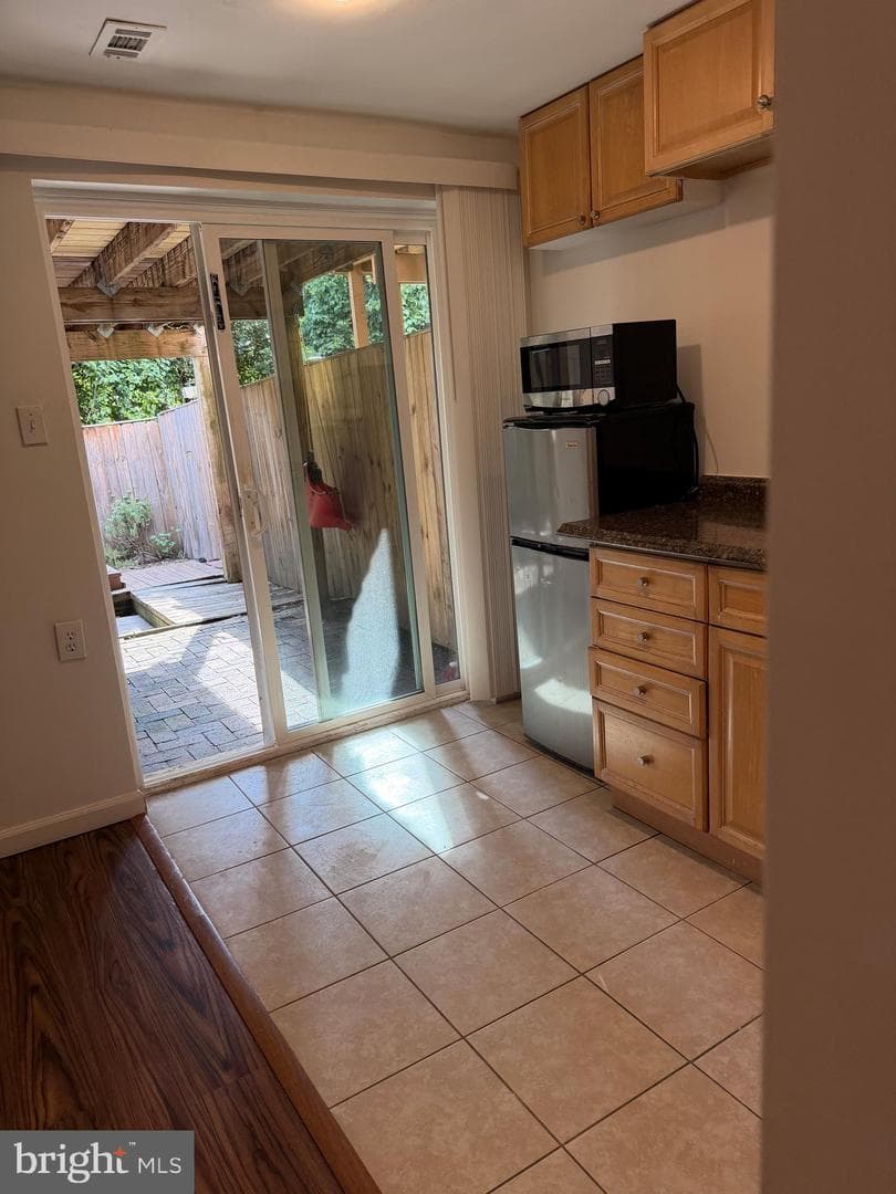 8650 Venoy Court photo 33