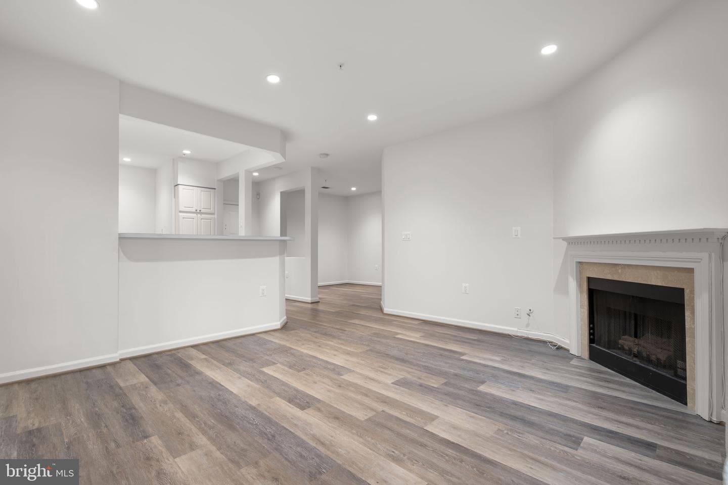 12915 Alton Square #113 photo 12