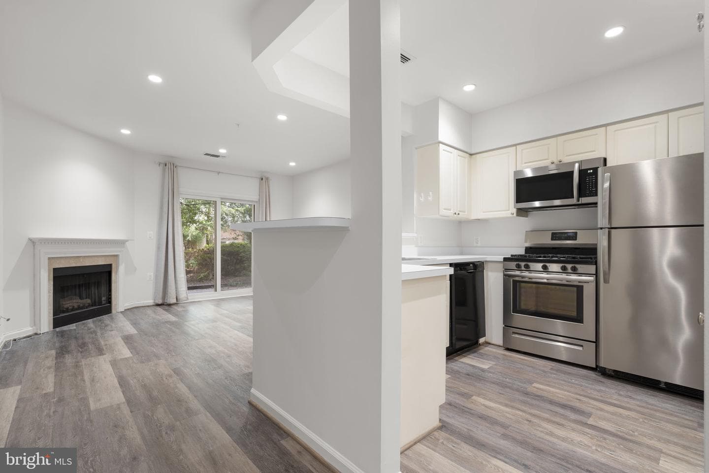 12915 Alton Square #113 photo 13