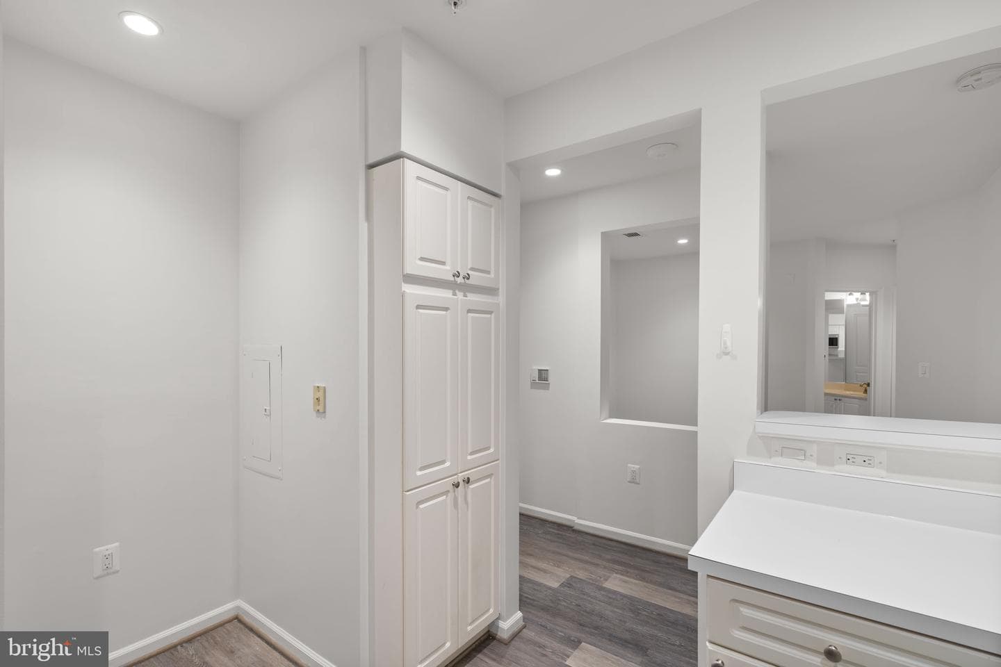 12915 Alton Square #113 photo 6