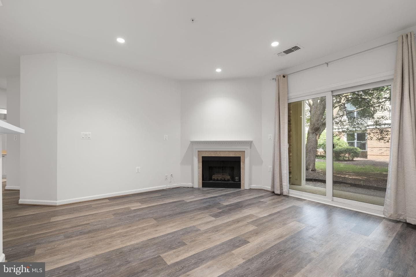 12915 Alton Square #113 photo 8
