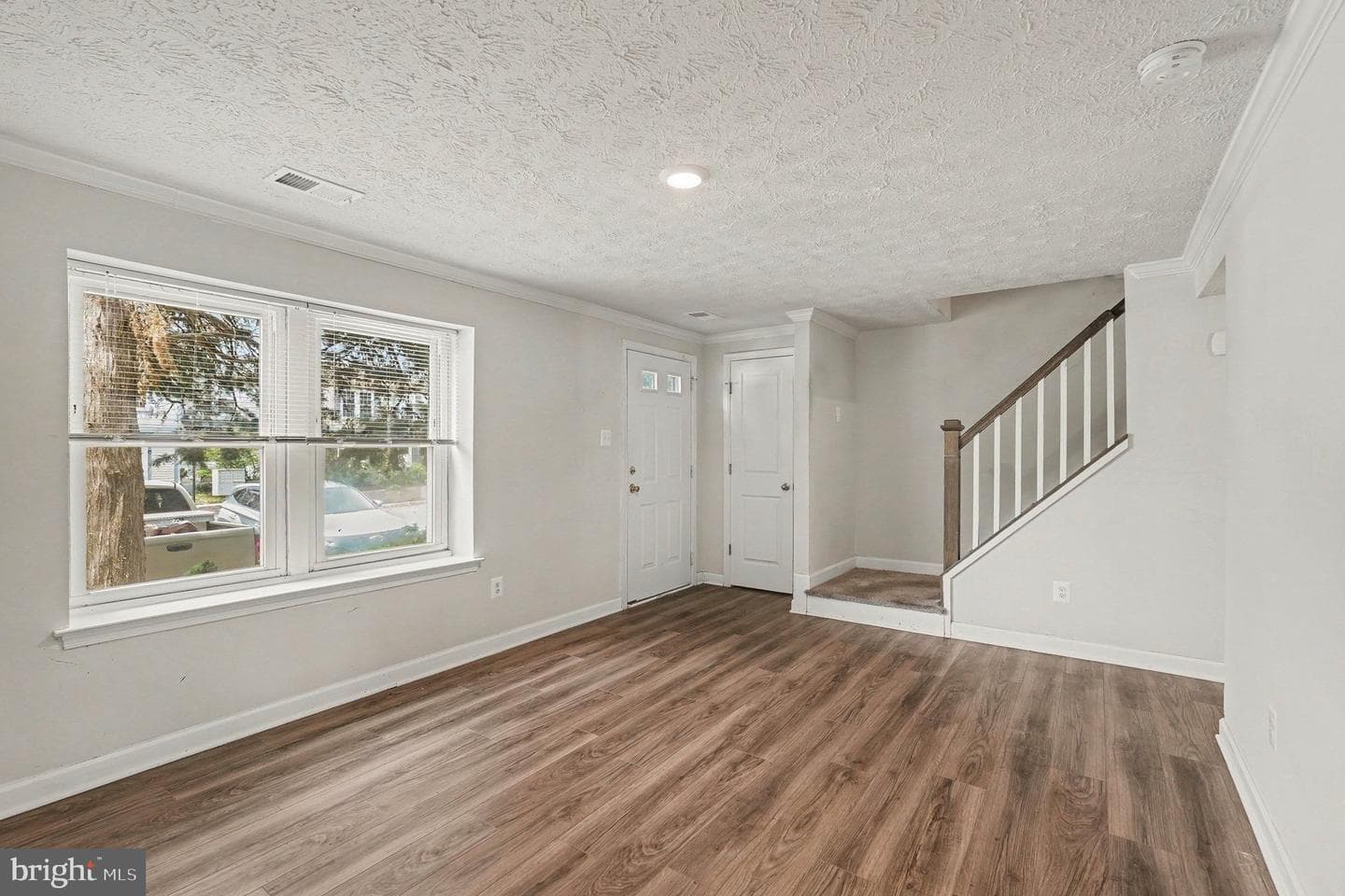 8371 Brockham Drive photo 5