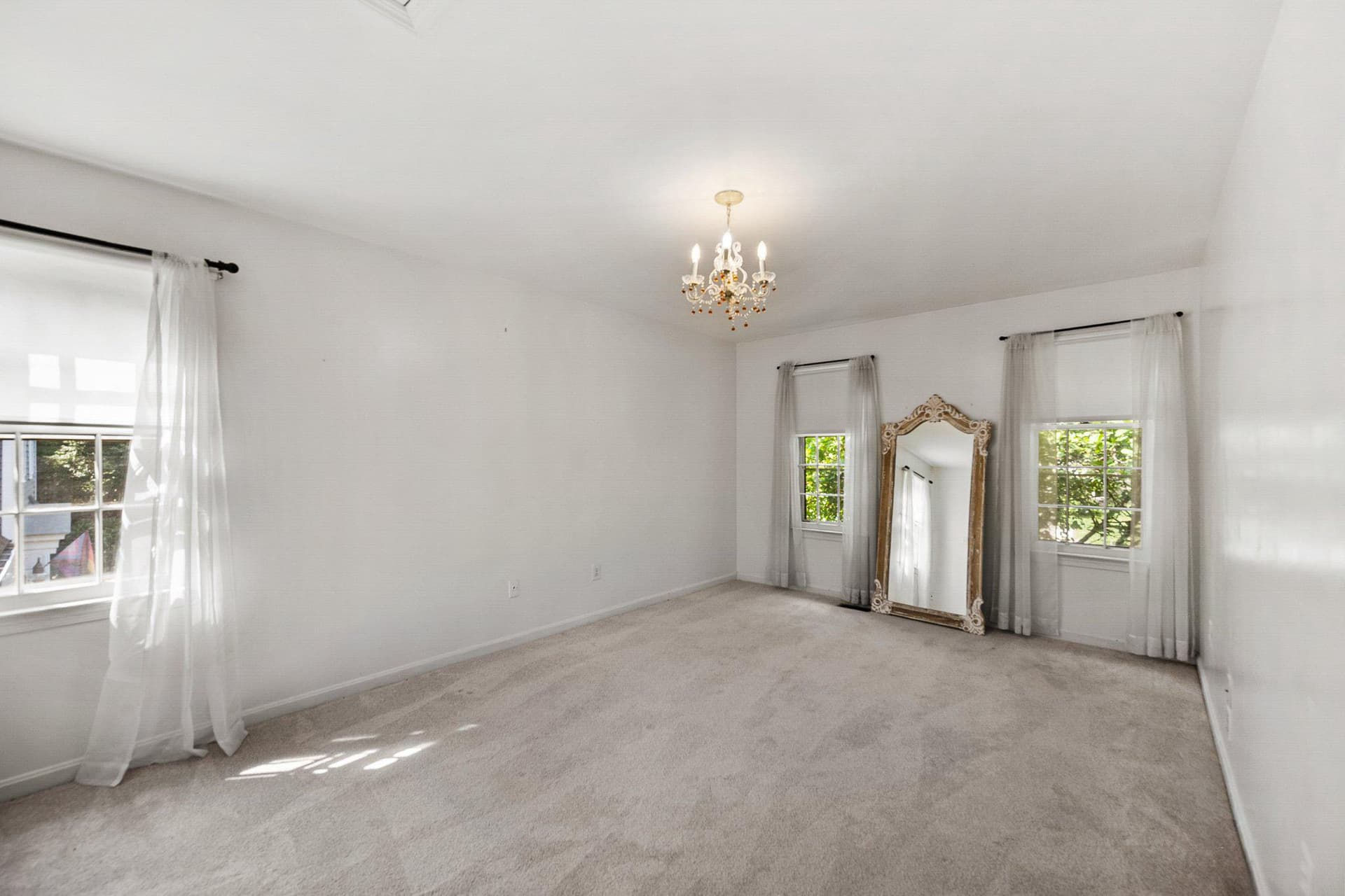 2085 Cobblestone Lane photo 27