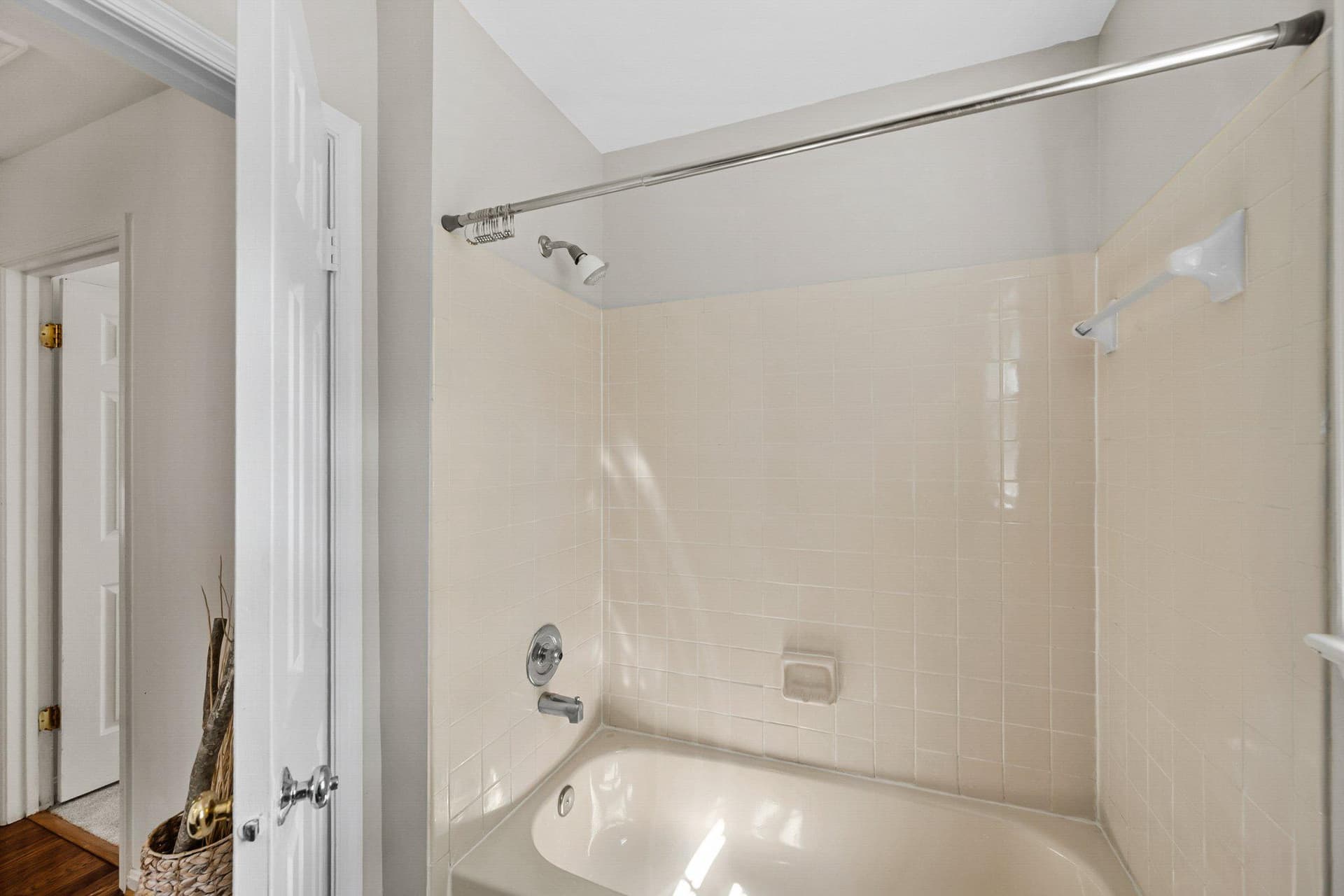 2085 Cobblestone Lane photo 34