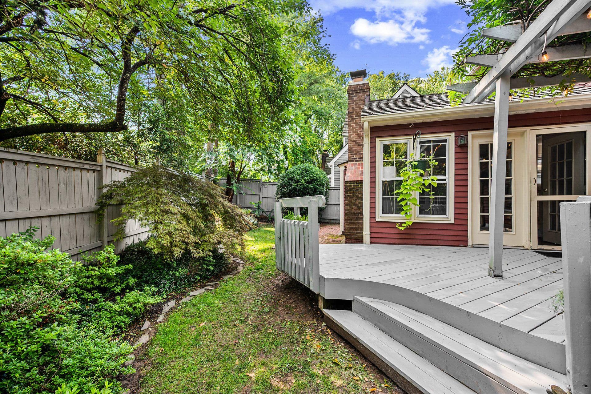 2085 Cobblestone Lane photo 43