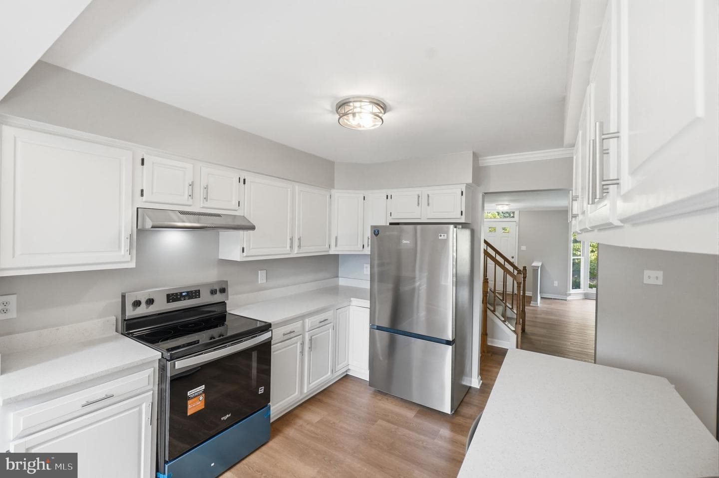 6027 Rockton Court photo 10