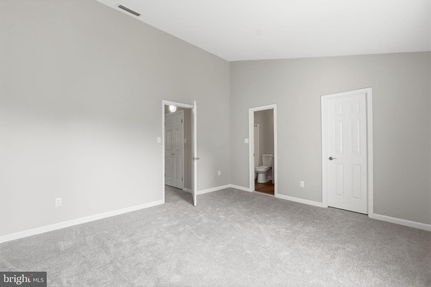 6027 Rockton Court photo 18