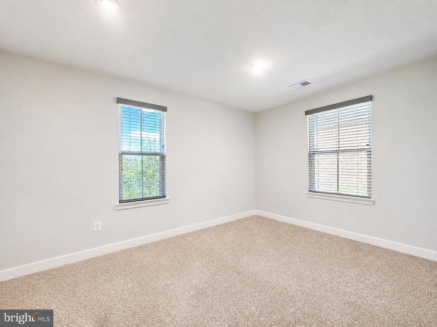 13993 Airfoil Road photo 6