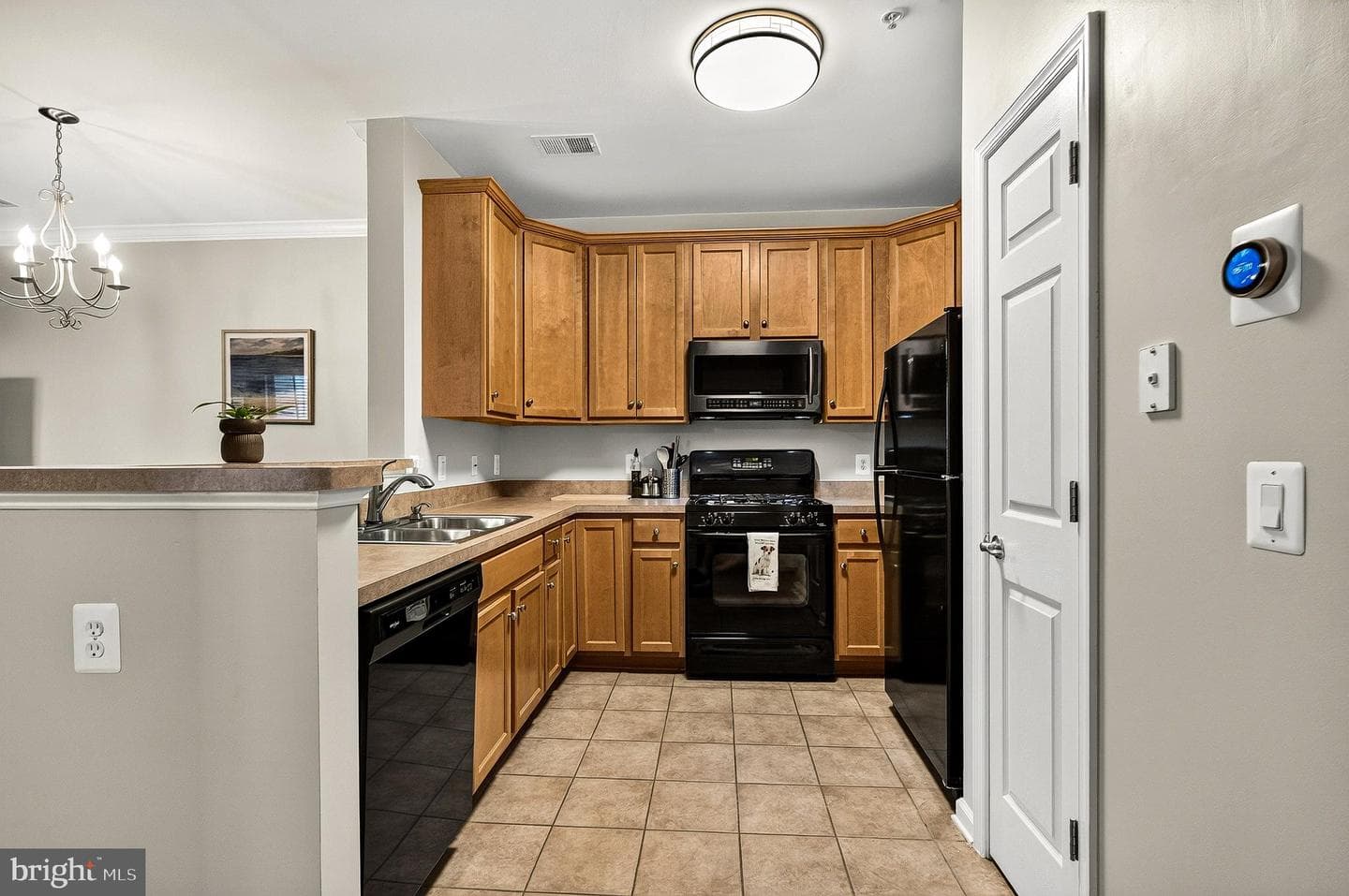 3830 Lightfoot Street #325 photo 11