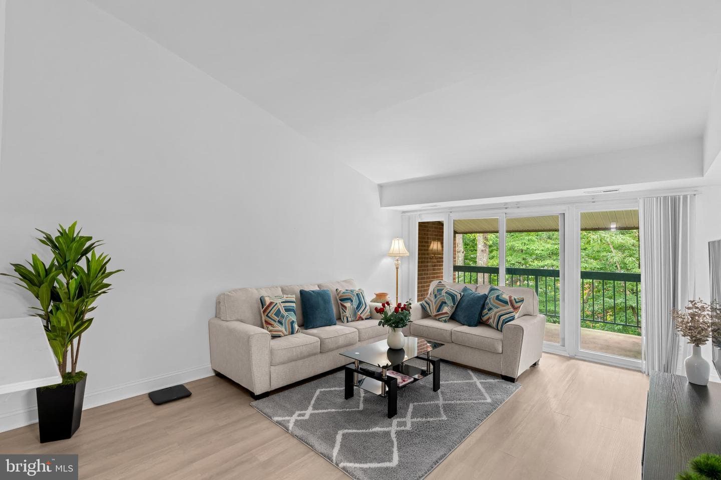 11811 Breton Court #22-D, Reston
